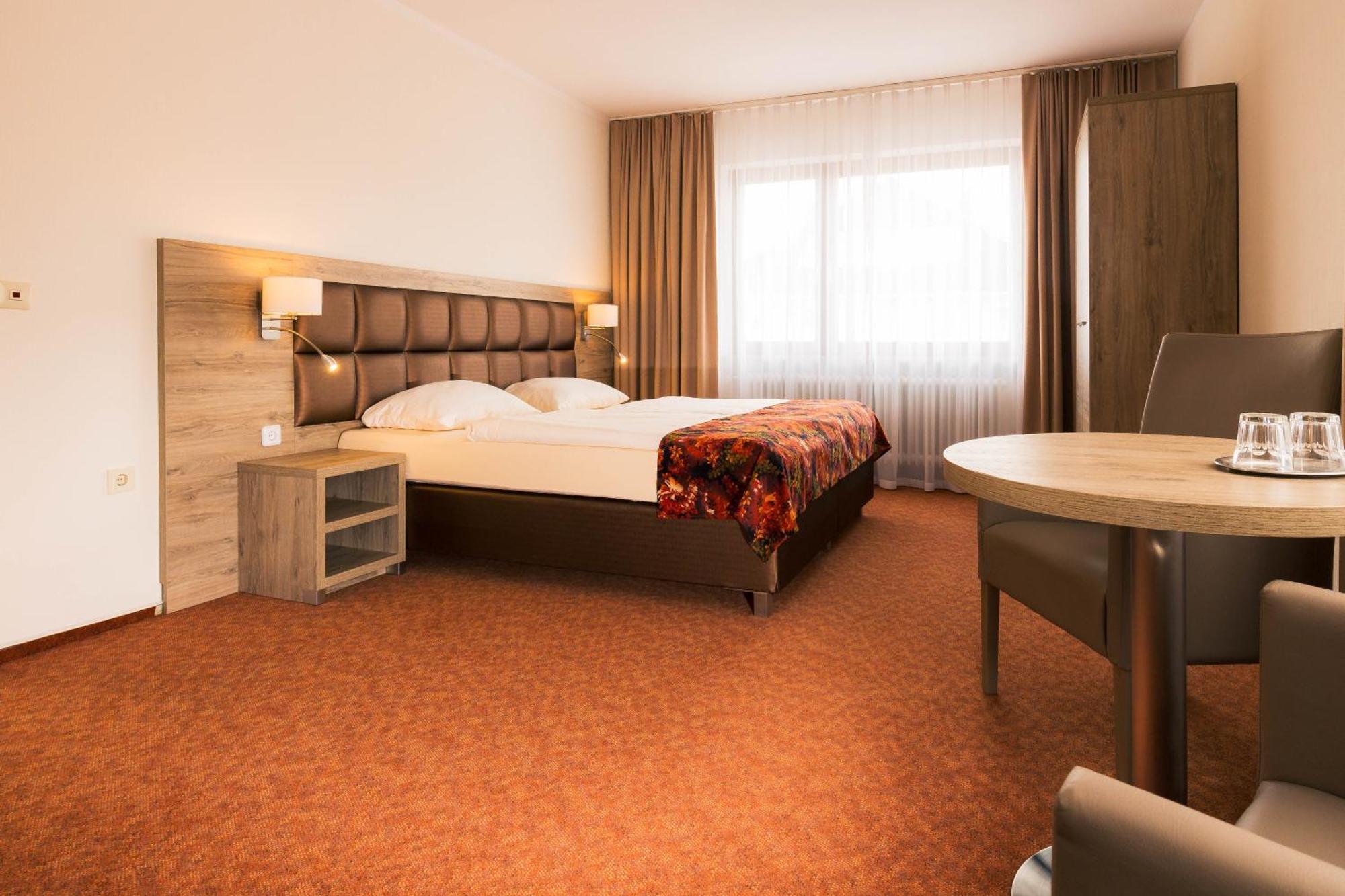 Strand Hotel Nordsee, Hotel Deichlaeufer توسينس المظهر الخارجي الصورة